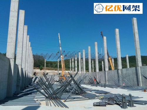 黄石料棚网架设计